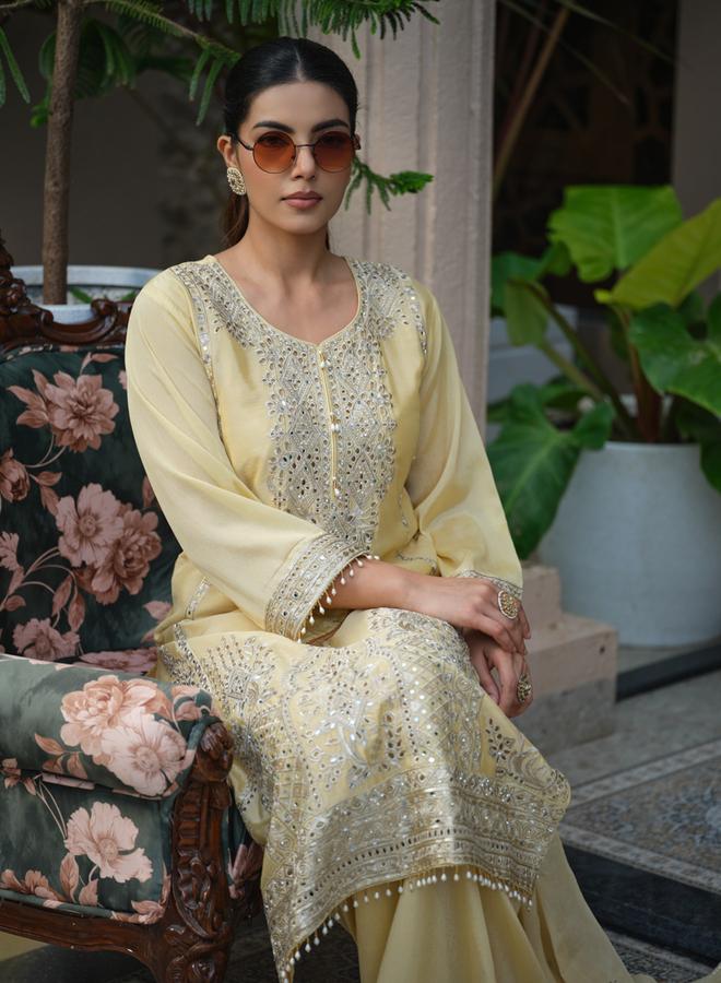 دي دبليو طقم كورتا مستقيمة مطرزة بالأزهار مع بنطال بالازو ودوباتا للنساء - Image 1